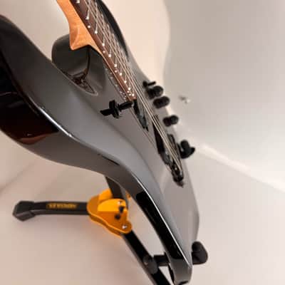 Ernie Ball Music Man John Petrucci Signature JP6 Piezo Pearl Redburst 2018 image 3