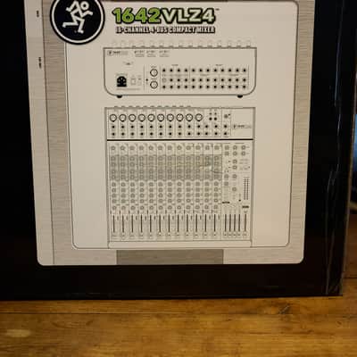 Mackie 1642VLZ4 16-Channel Mic / Line Mixer 2014 - Present - Black image 4