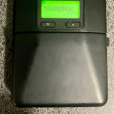 Shure PSM300 Wireless Personal Monitoring System with P3T Transmitter and P3RA Professional Wireless Bodypack Receiver image 5