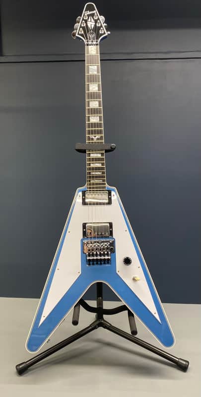 Gibson Custom Shop Richie Faulkner Signature Flying V Custom 2023 - 2024 - Pelham Blue