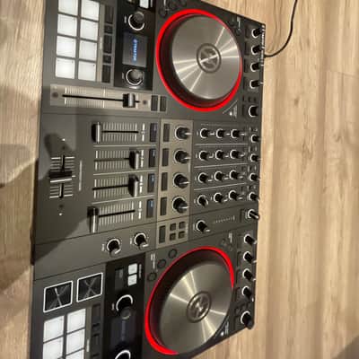 Native Instruments Traktor Kontrol S4 MK3 2018 - Black with Flight Case + LG Gram Laptop 17” (with traktor software installed) image 18