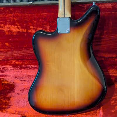 Fender Jaguar Baritone Custom 2004 - 2006 Sunburst image 4