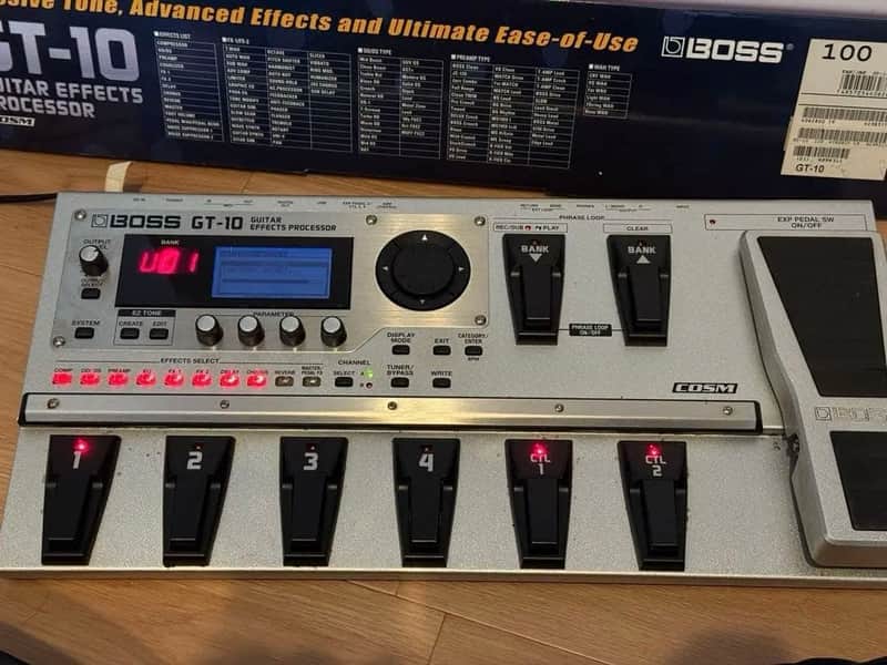Boss GT-10