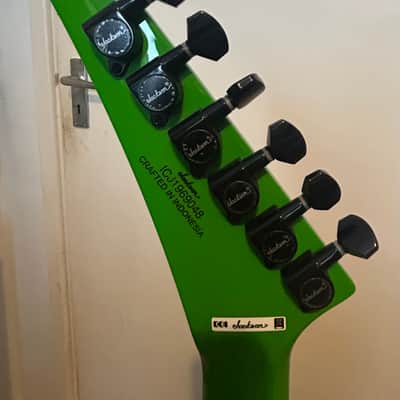 Jackson X Series KVXMG King V with Laurel Fretboard 2020 - Present - Slime Green with Black Bevels image 8