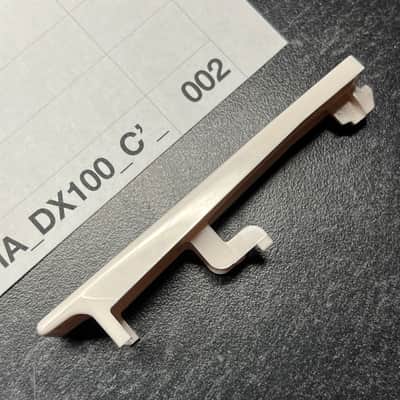 ORIGINAL Yamaha Replacement Natural TOP C Key (CB040440) for DX100, CS01 image 3