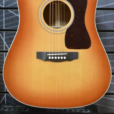 Guild USA D-40 Dreadnought Pacific Sunburst All Solid Acoustic Guitar & Hard Case image 1