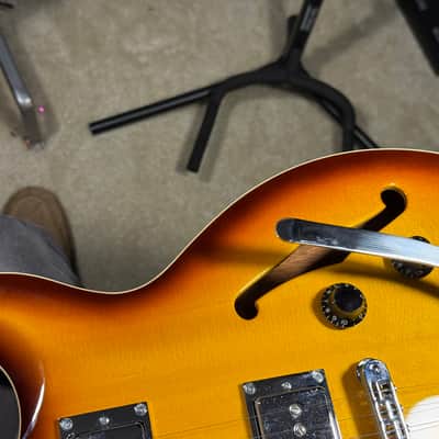 Hamer Newport w/ Bigsby in Vintage or Jazz Burst image 13