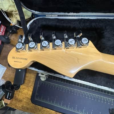 Fender American Deluxe Fat Stratocaster HSS with Rosewood Fretboard 1999 - 2001 - Crimson Transparent image 9