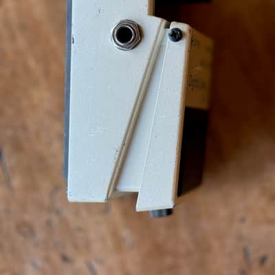Boss DD-3(b) Digital Delay 2001 - Present - White image 4