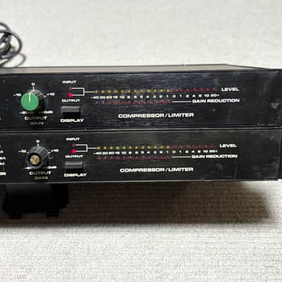 dbx 160XT Pair Compressor / Limiter Serviced image 3
