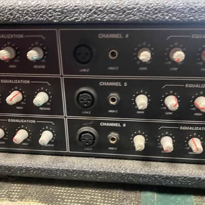 Peavey XM6 Mixer Amp image 4