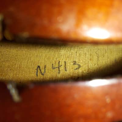 Suzuki Model 220 (1/10 Size) Violin, Japan 1975, with case & bow image 6