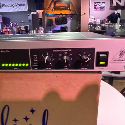 Behringer Ultrafex II EX3100 2-Channel Multiband Sound Enhancement Processor image 6
