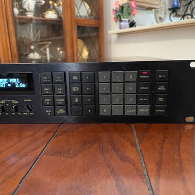 Yamaha REV 7 Digital Reverberator 1980s OLED DISPLAY UPGRADE - TESTED ✅💫 image 4