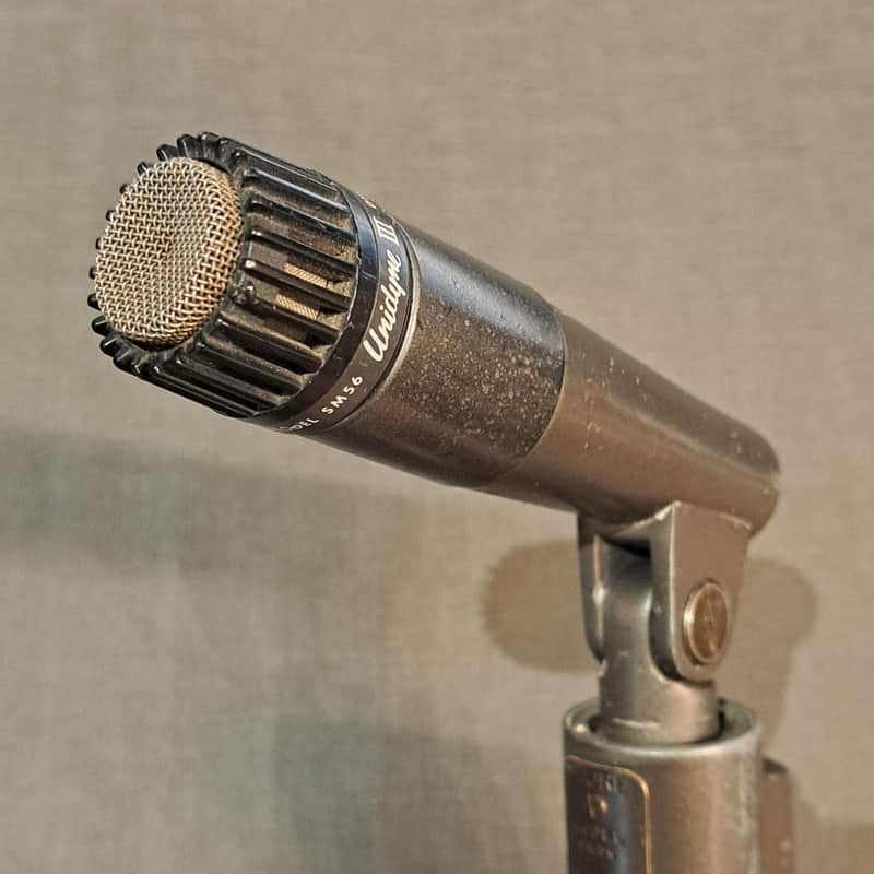 SHURE SM56 UNIDYNE III MICROPHONE W/CLIP + BAG- 1977 (USED) imagen 1