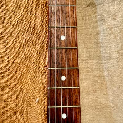 Fender MIJ Traditional 60's Jaguar 2021 - 3 Tone Sunburst image 5