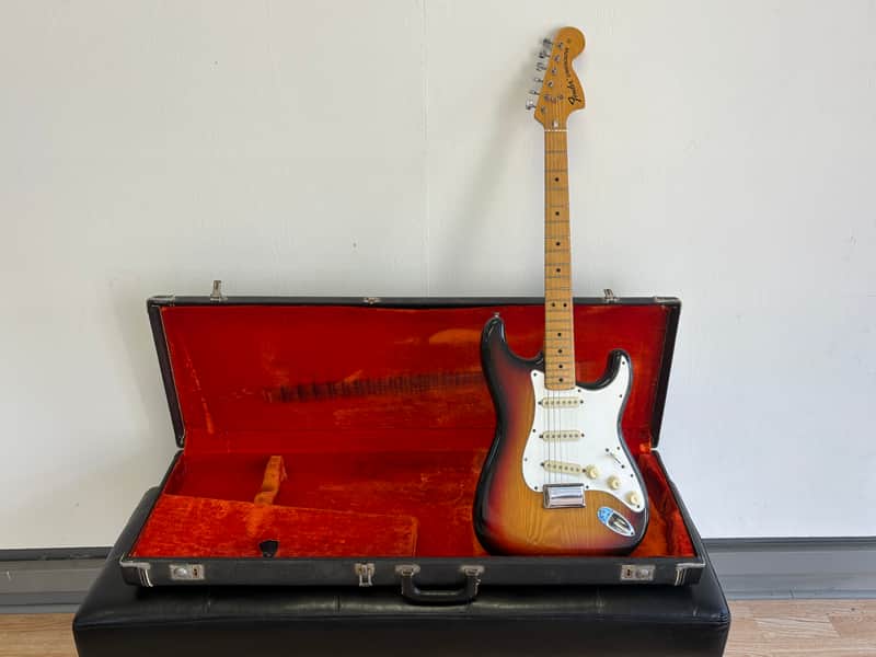 Fender Stratocaster 1975 - 3 color sunburst image 1