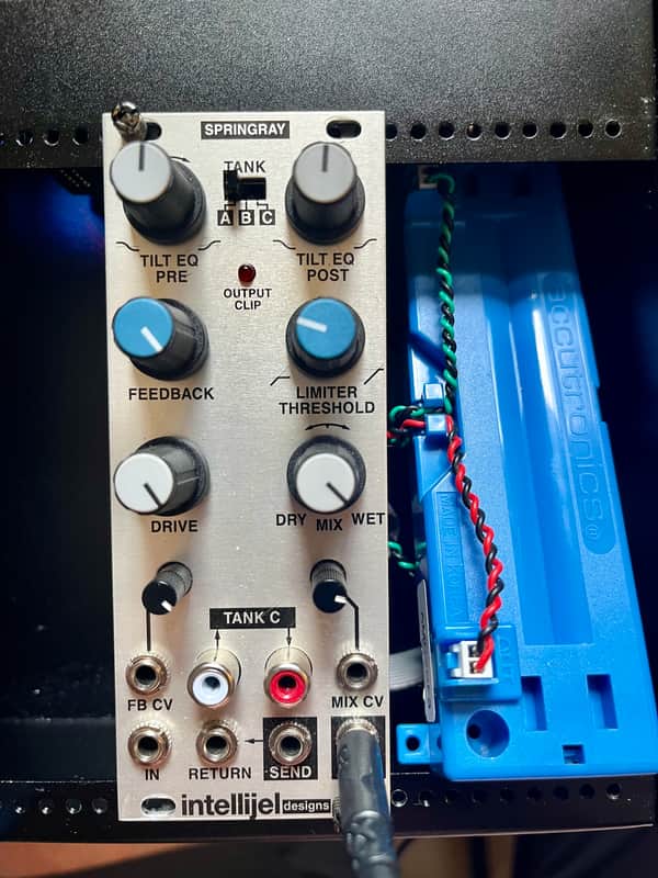 Intellijel Springray Spring Reverb Eurorack Module (with 2 spring tanks) image 1