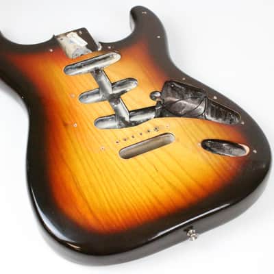 1979 Vintage Fender Stratocaster Ash Sunburst 3-Bolt BODY 1970s USA Strat image 4