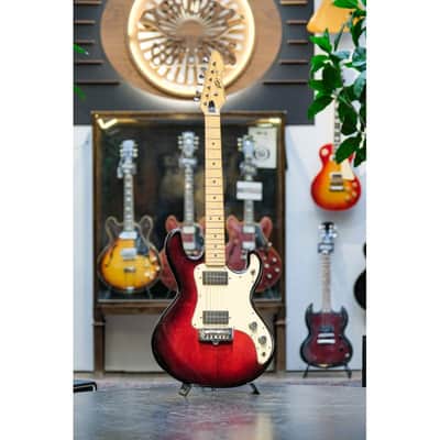 1984 Peavey T-15 sunburst image 2