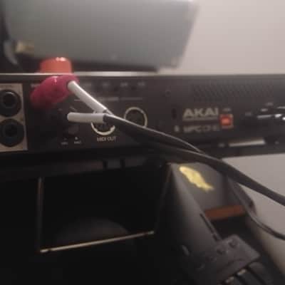 Akai MPC One Standalone MIDI Sequencer 2020 - Present - Black image 14