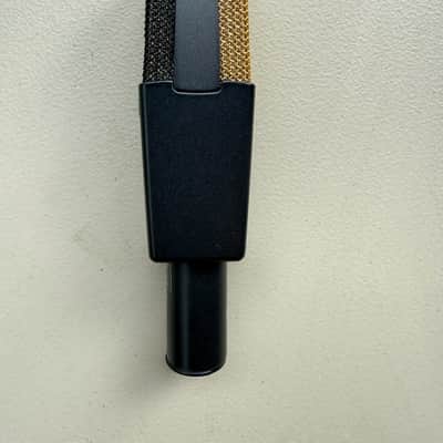AKG C414 XLII Large Diaphragm Multipattern Condenser Microphone 2015s - Black image 3