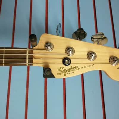 Squier Affinity Jazz Bass image 5