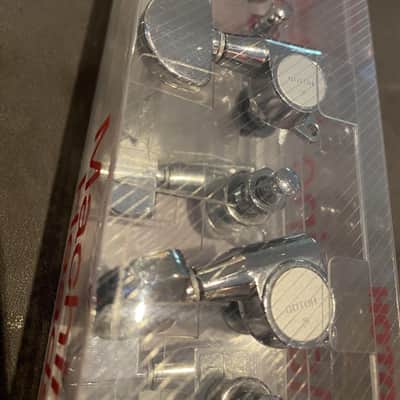 Set of Gotohs Guitar Tuners image 4