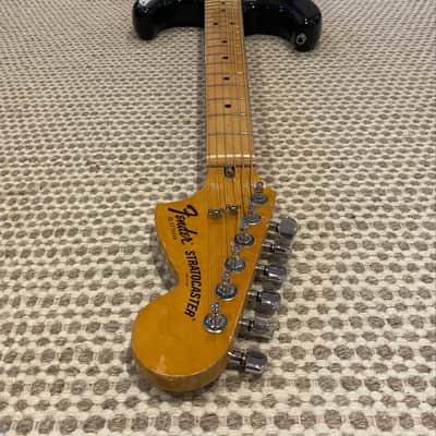 Fender Stratocaster with 3-Bolt Neck, Maple Fretboard 1971 - 1977 - Black image 3