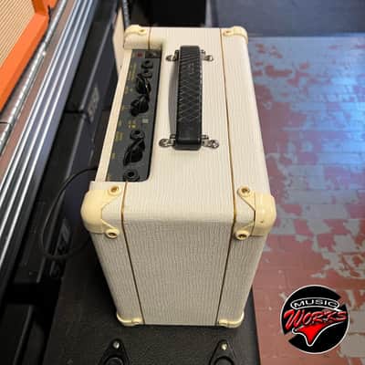 Vox   Vbm1 Brian May Special Signature Recording Amp image 6