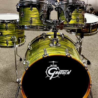 Used 5pc Gretsch Renown Green oyster Drumset image 2