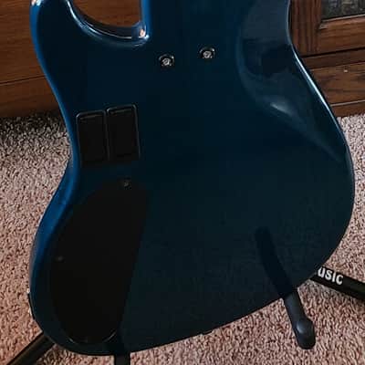 Status Graphite 5 String Fretless T Bass Blue Burst image 4