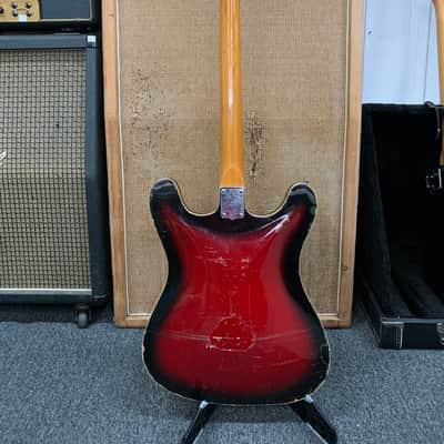 Royal Artist  Bass 60’s Red Sunburst image 12
