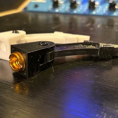 New Sennheiser MD421 mic clip (white or black) - PETG 3D printed image 4