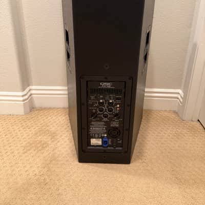 QSC KW152 2-Way 1000-Watt 15" Active Loudspeaker 2010s - Black image 3