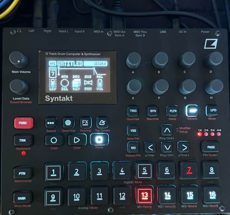 Elektron Syntakt 12 Track Drum Computer & Synthesizer 2022- Present - Black