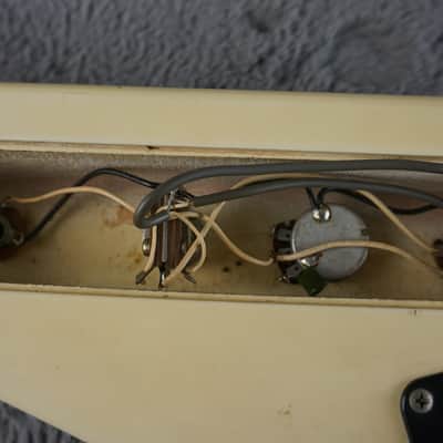 Fernandes/Burny BSV-70 The Function Flying V Short Scale image 18