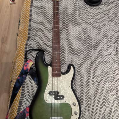 Vintage V4 Precision Bass 2002 image 2