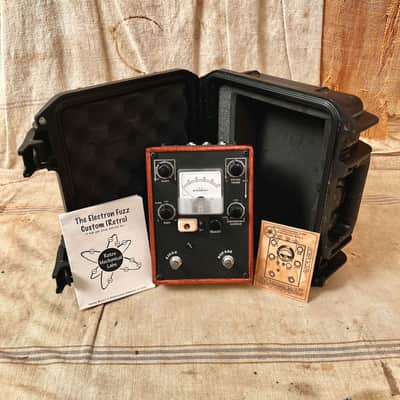 Retro Mechanical Labs Custom Electron Fuzz -Distortion Box-Lightly Used w/SKB Case image 2