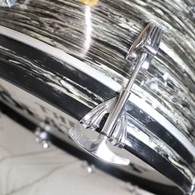 VINTAGE Ludwig 1960s SuperClassicKit Original BlackOyster Covering 22x14,13x9,16x16 image 5