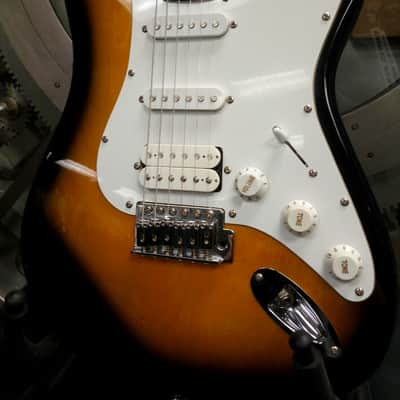 Epiphone Stratocaster Sunburst image 4