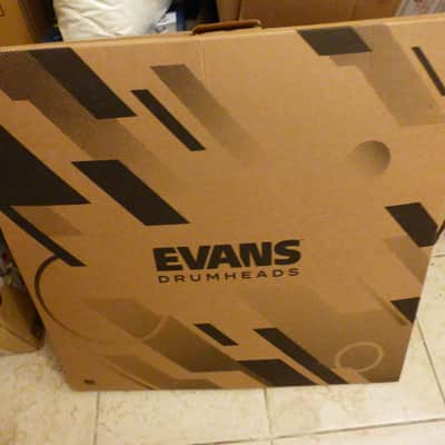 Never Used - 18" Bass Drum Batter + Reso Set - Evans G1 Coated + Remo Ambassador Clear image 6