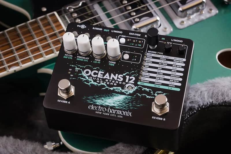 Electro-Harmonix Oceans 12 Dual Stereo Reverb pedal image 1