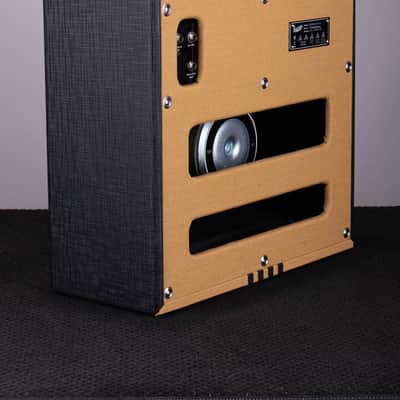 Supro Delta King 12 Tube Combo Amplifier - 1x12, 15-Watt, Tweed/Black image 5