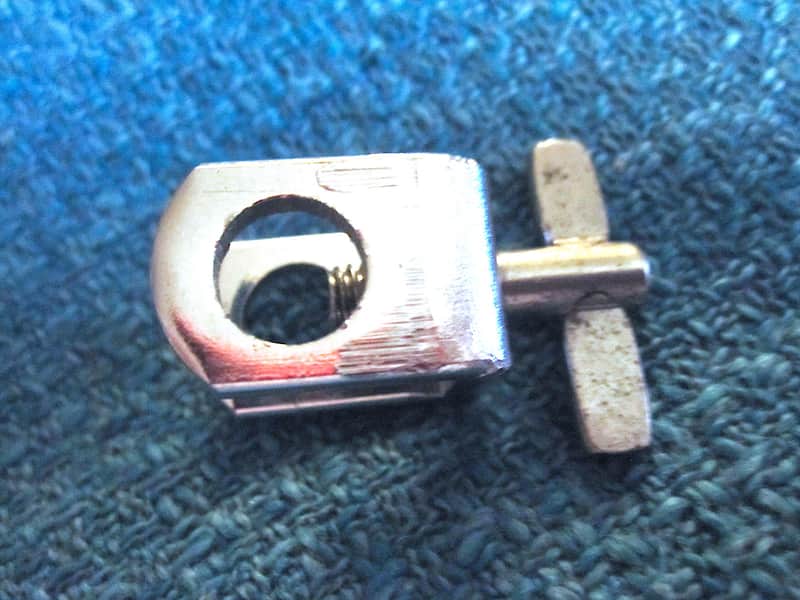 Cowbell Mount Bracket C-Clip U Clamp - NOS image 1
