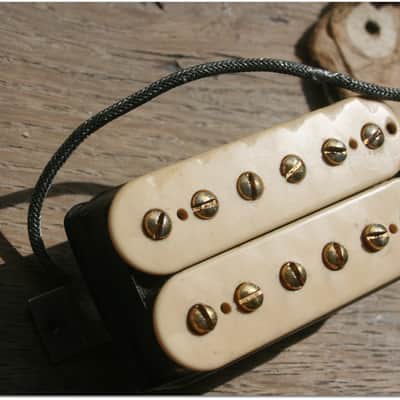 Gibson "Dirty Fingers 1981 Pickup Vintage Cream" VERY RARE!!! image 3