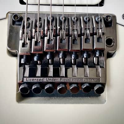 Ibanez UV7PWH Universe 1990 – First Year – Steve Vai – Collector Grade image 13