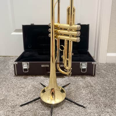 Yamaha Bb Student Trumpet - Needs Work image 2