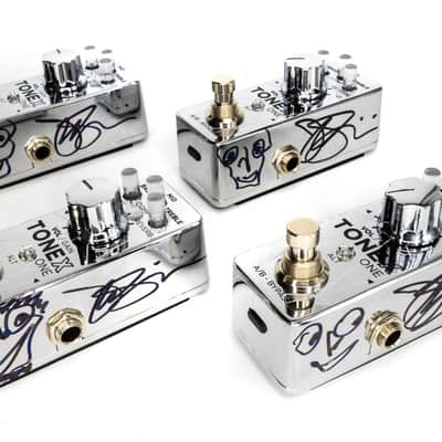 Autographed Joe Satriani IK Multimedia TONEX ONE 2025 - Chrome with signature image 9