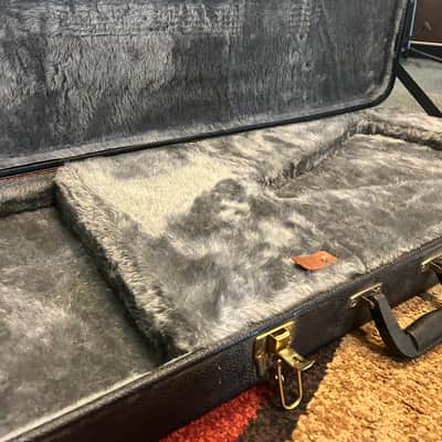 Vintage 2005 Ibanez Case for the RVX 220 Electric Guitar image 13